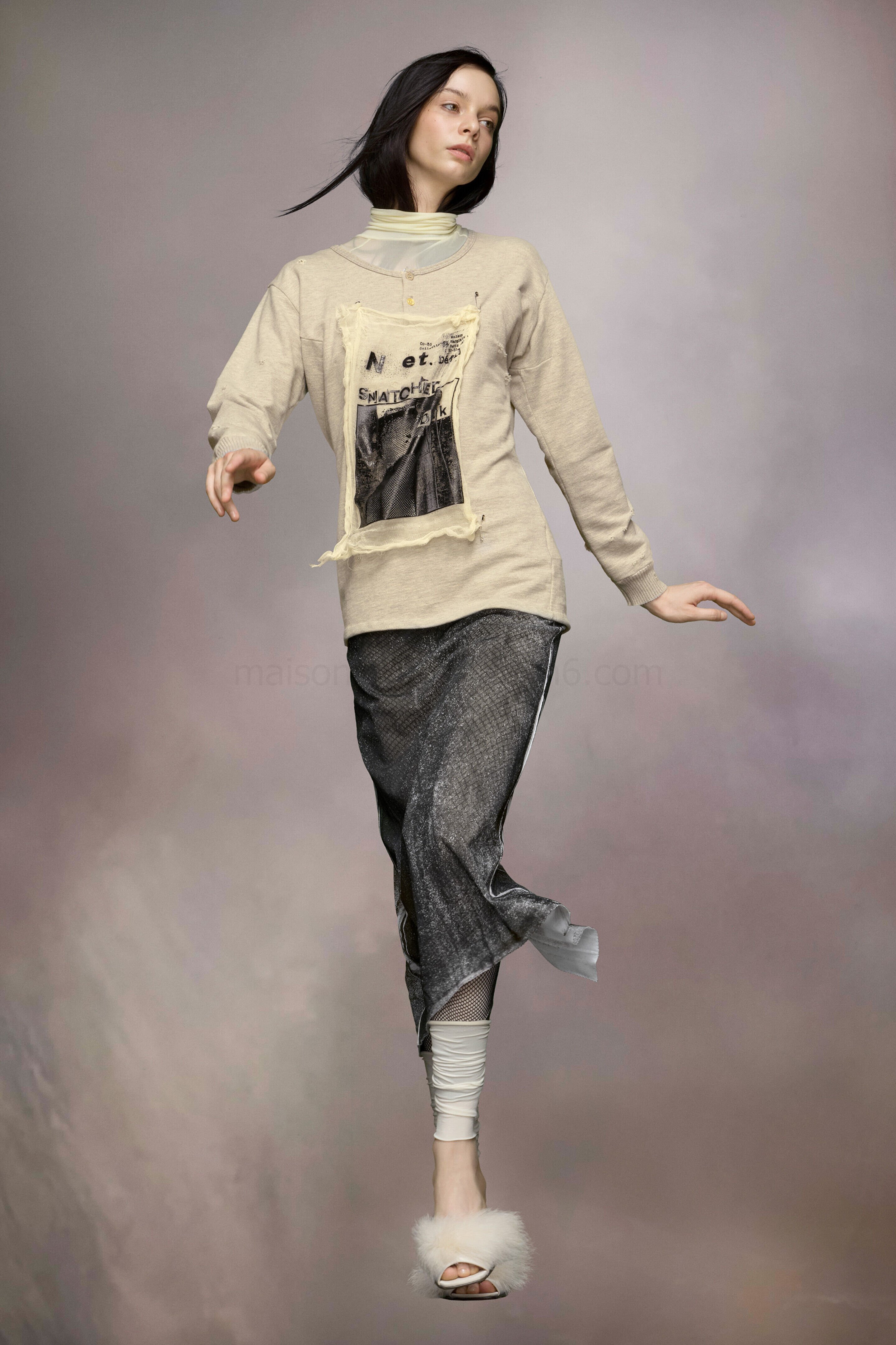 (image for) Sweatshirt Mit Einladung | Maison Margiela Mm6 - 1303 - Click Image to Close