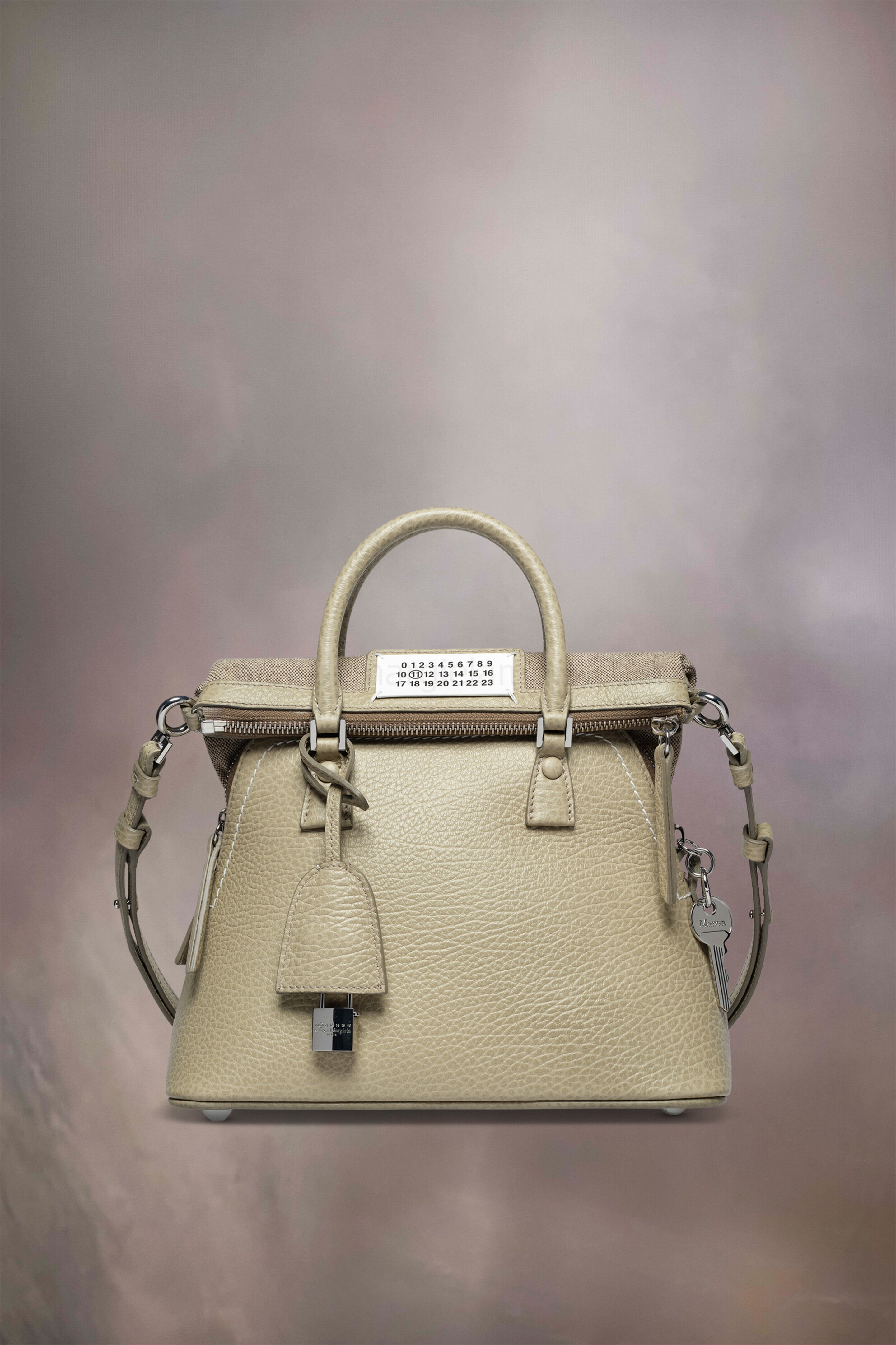 (image for) 5AC Classique Mini | Maison Margiela Mm6 - 1568 - Click Image to Close