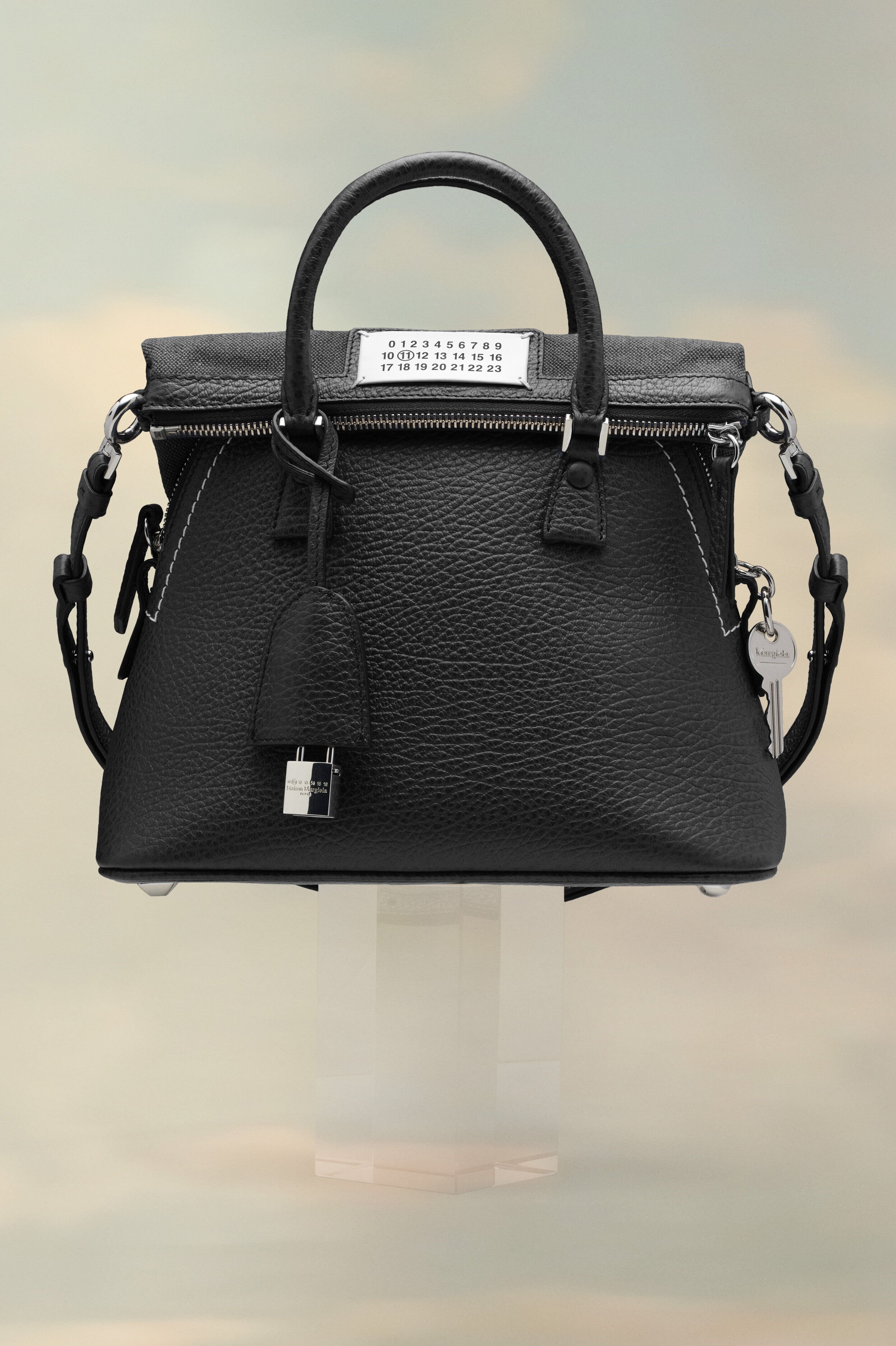 (image for) 5AC Classique Mini | Maison Margiela Mm6 - 1316 - Click Image to Close