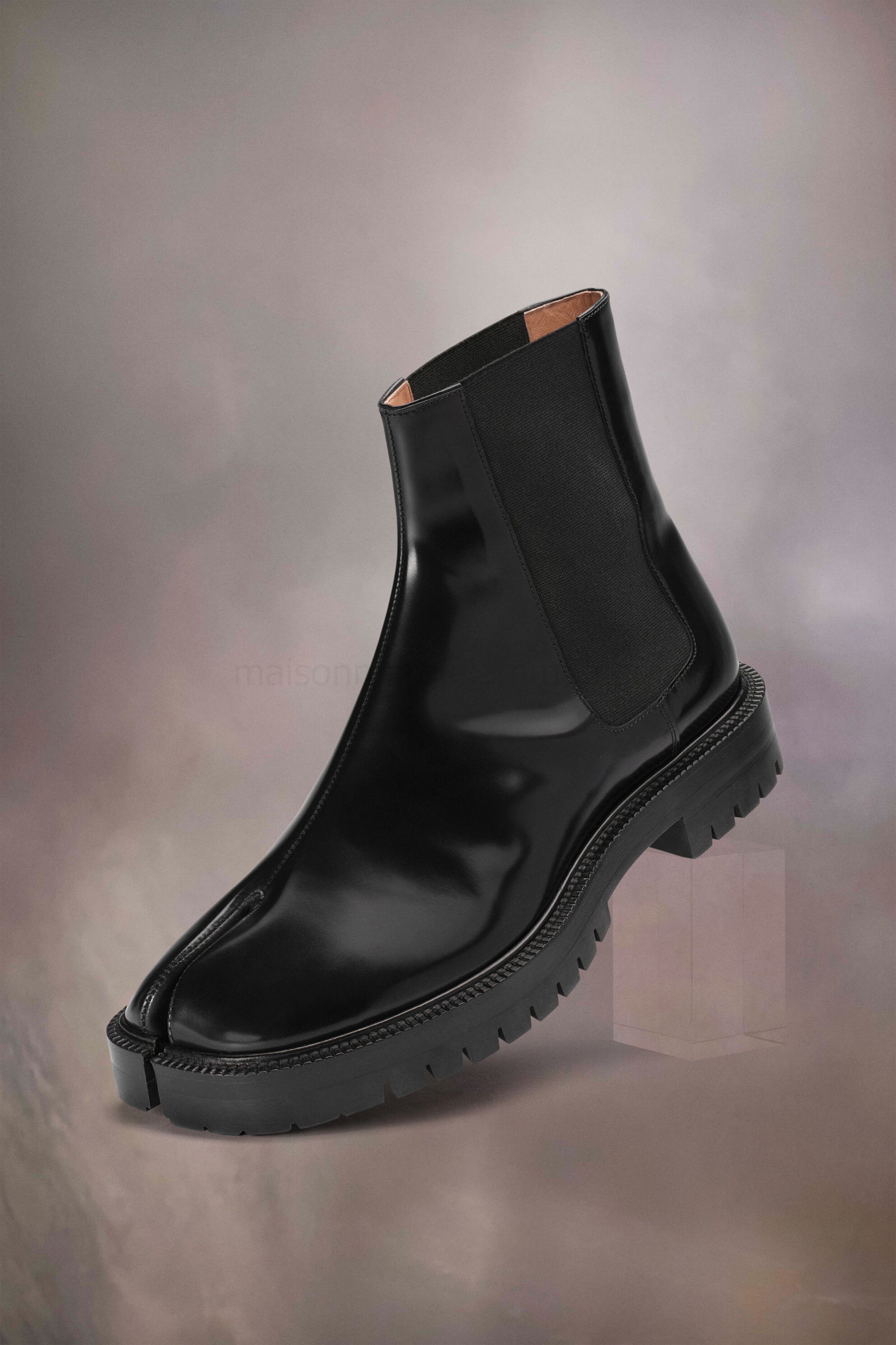 (image for) Tabi Chelsea Boot | Maison Margiela Mm6 - 1668 - Click Image to Close