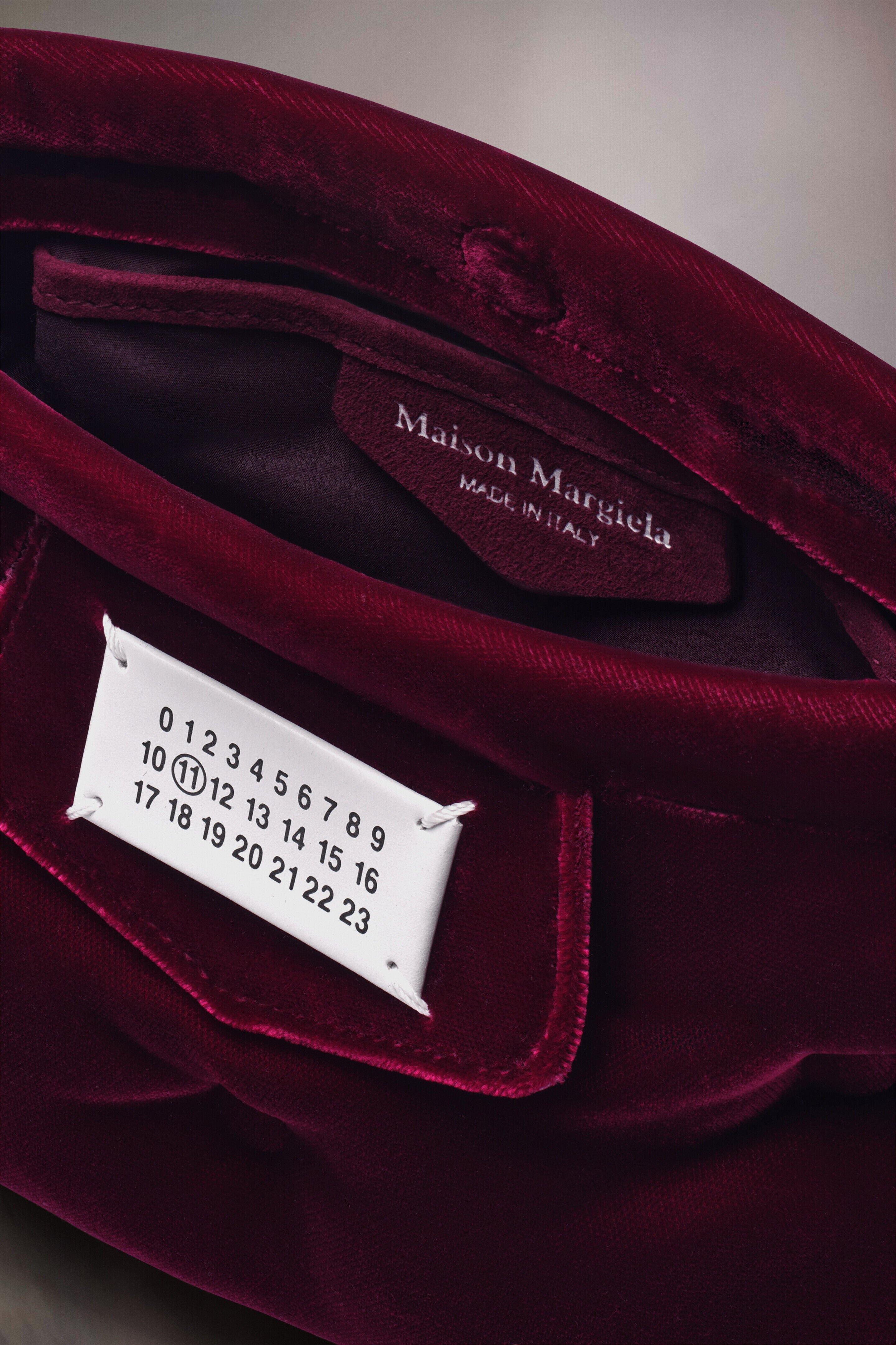 (image for) Glam Slam Red Carpet Mini Velvet | Maison Margiela Mm6 - 1390